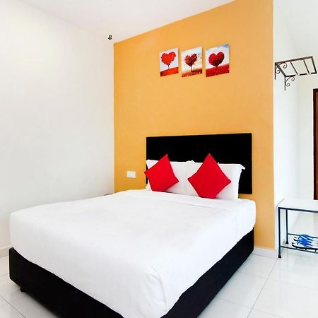 Central Hotel Bahau Buitenkant foto