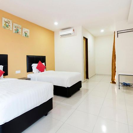 Central Hotel Bahau Buitenkant foto