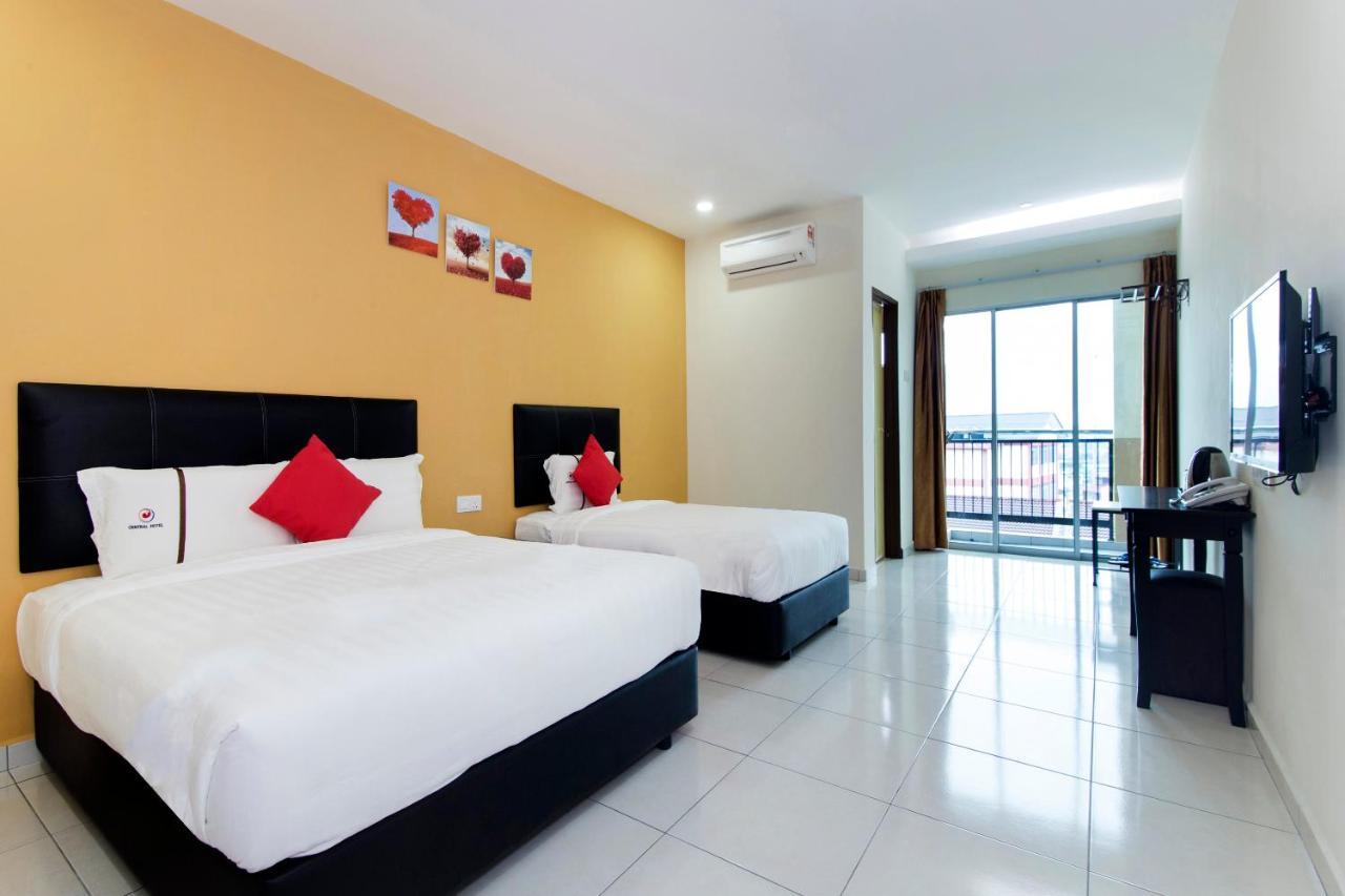 Central Hotel Bahau Buitenkant foto