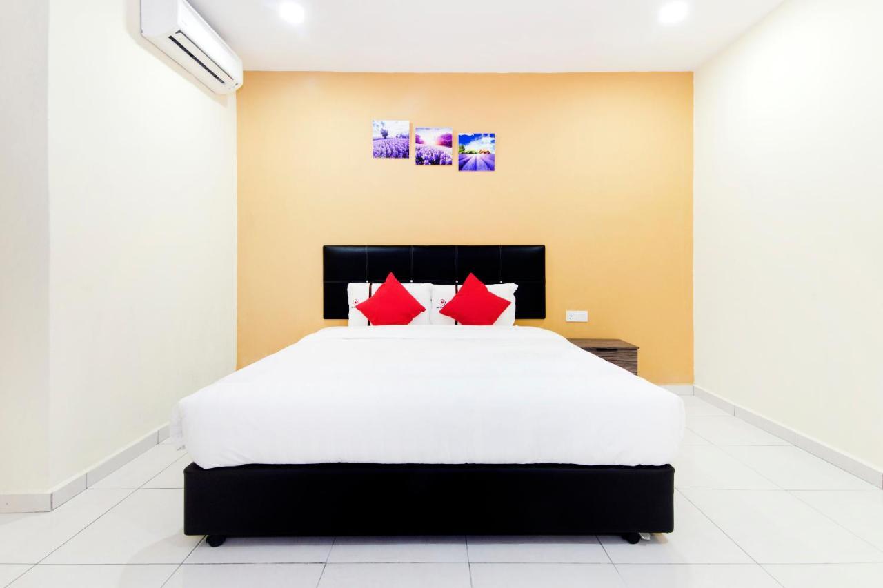 Central Hotel Bahau Buitenkant foto