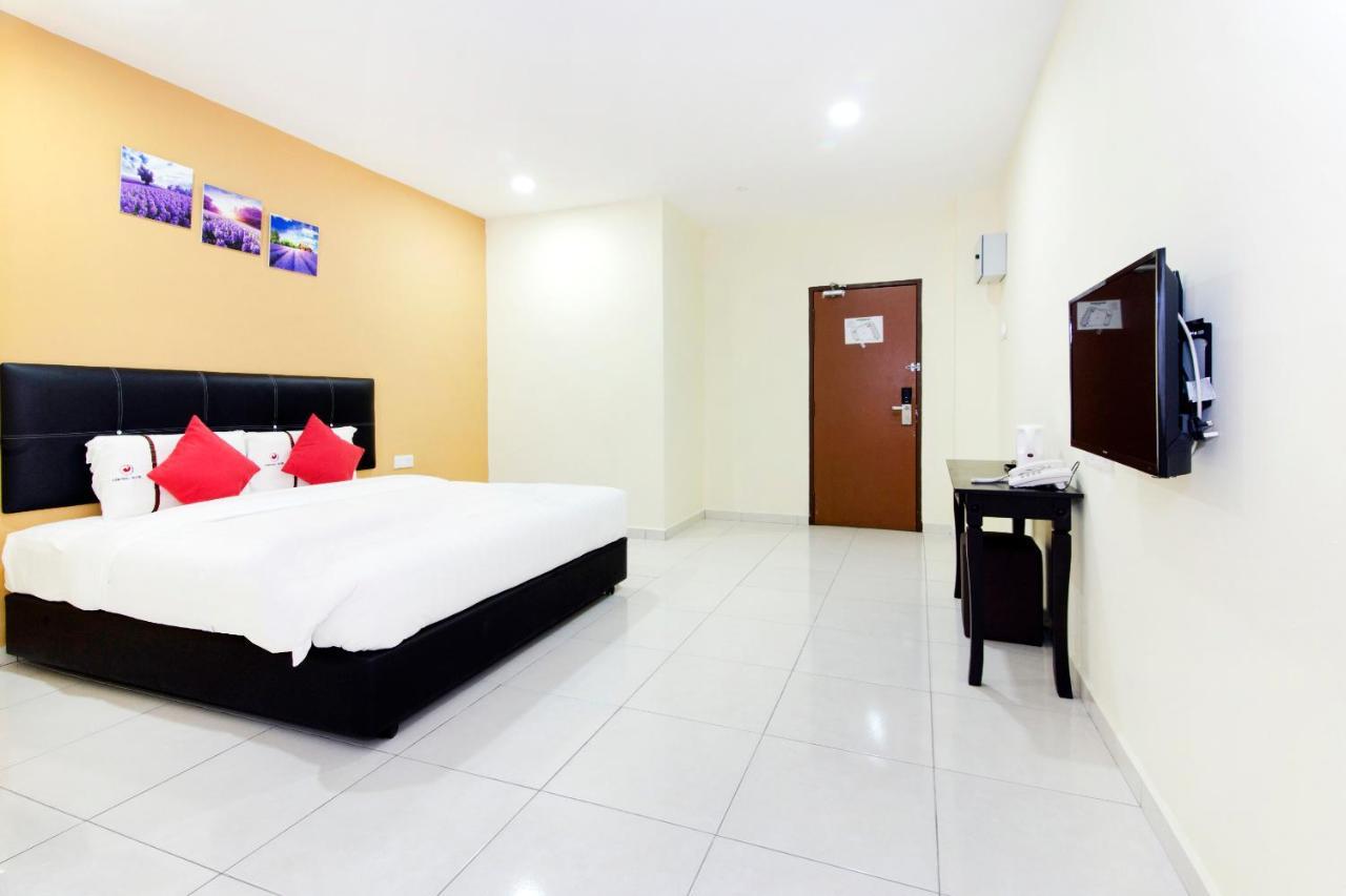 Central Hotel Bahau Buitenkant foto