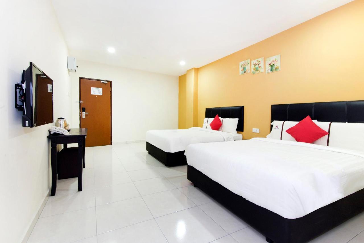 Central Hotel Bahau Buitenkant foto